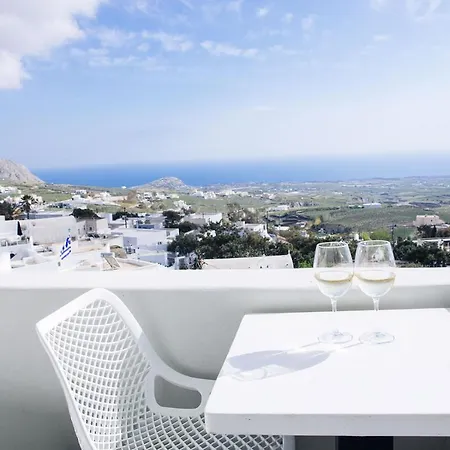 Santorini Dreams * Pyrgos Kallistis