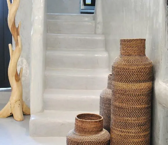 Santorini Dreams Pýrgos