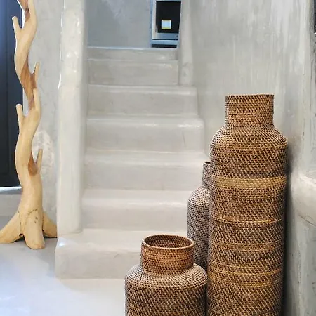 Santorini Dreams Pýrgos